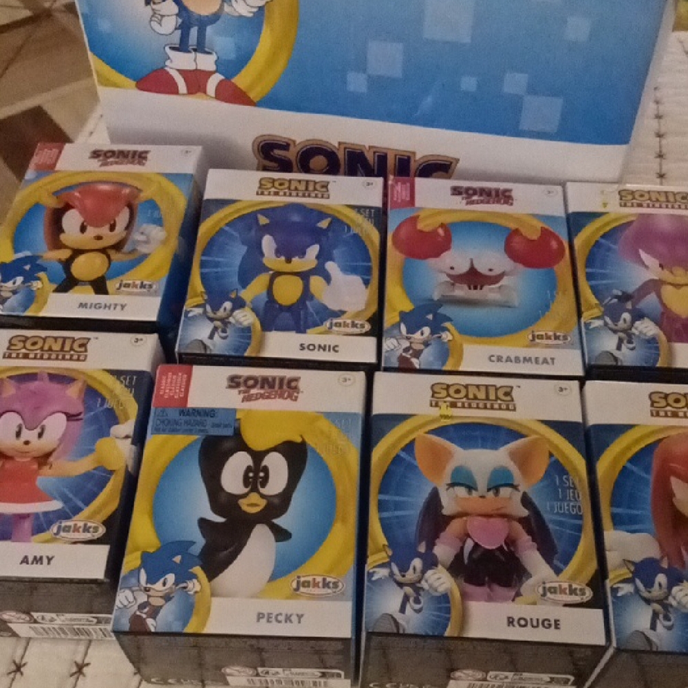 Sonic The Hedgehog Collectible Figures Boxed Set - Blue & Yellow
